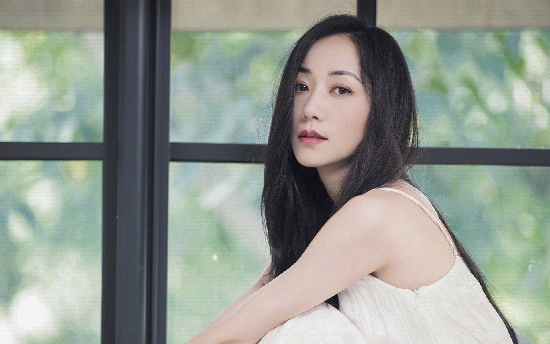 “裁判争议：引发全民讨论的判罚瞬间”，裁判问题